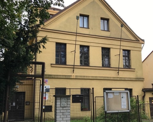 Skolni