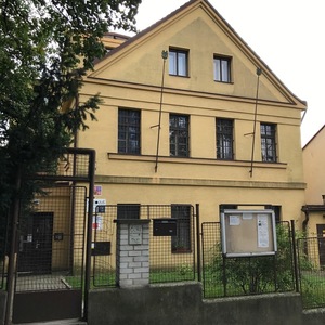 Skolni